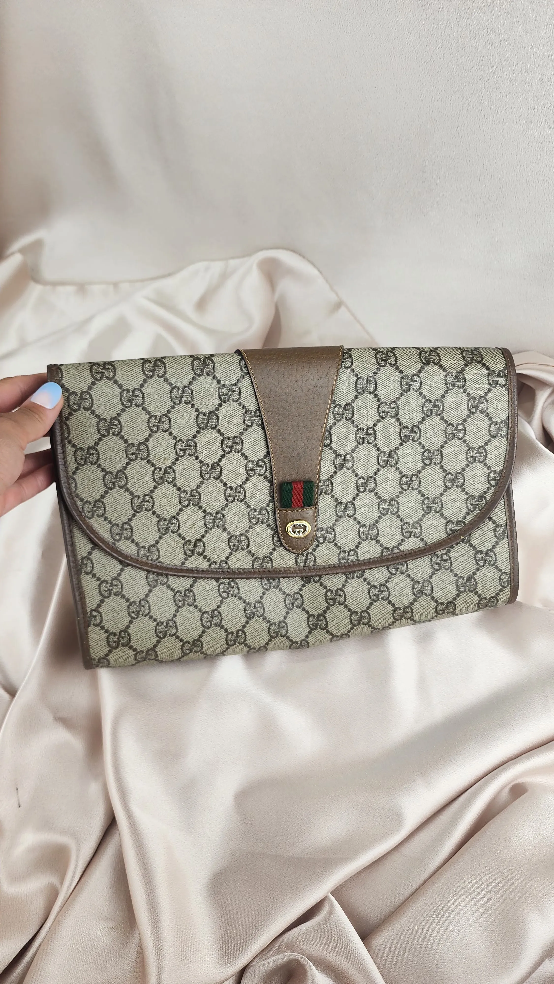 Gucci GG Supreme Sherry Line Large Clutch - 791