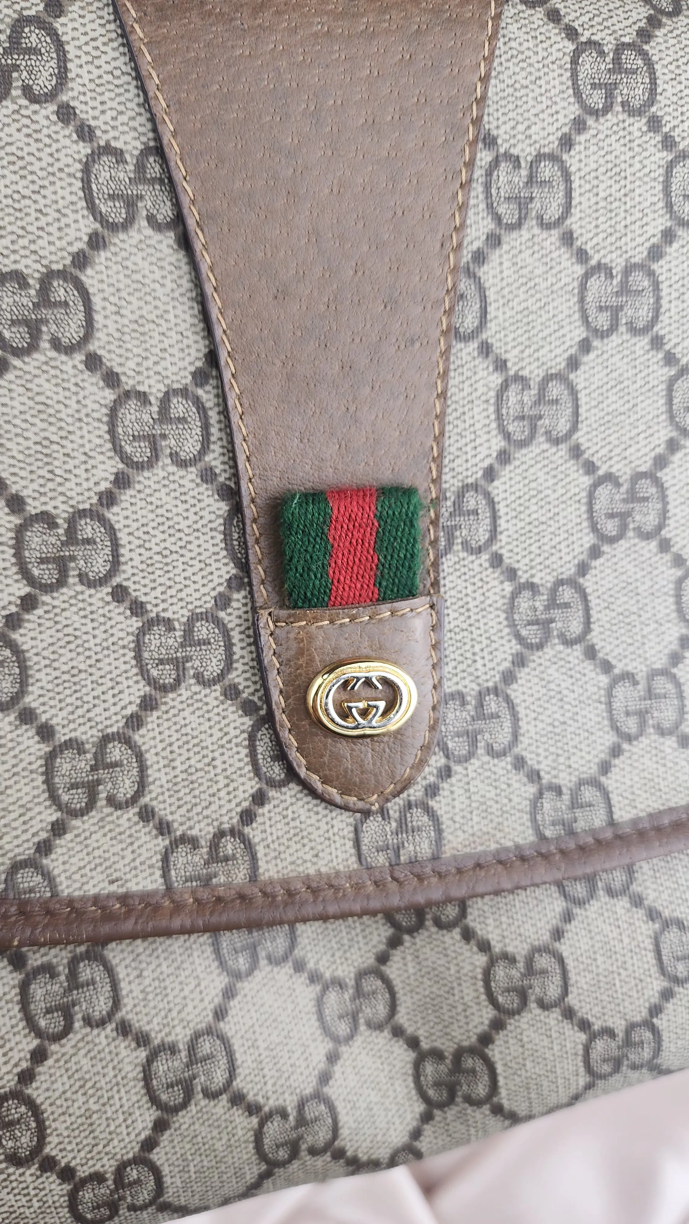 Gucci GG Supreme Sherry Line Large Clutch - 791